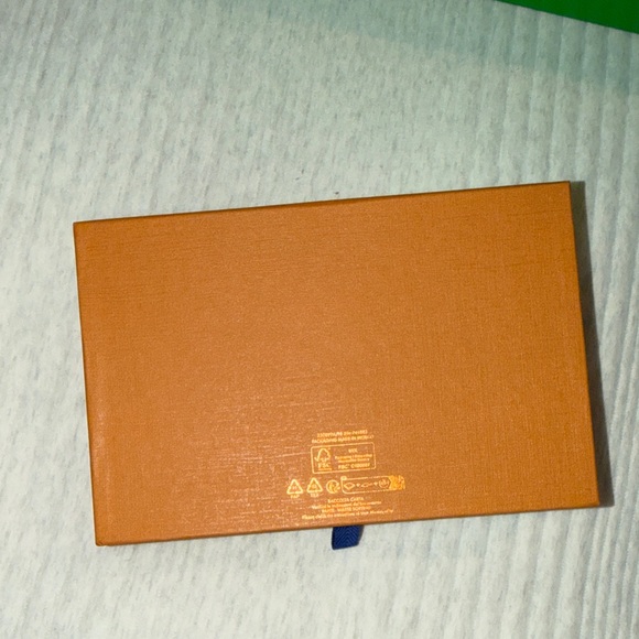Louis Vuitton Signature Orange Box with Ribbon - Picture 3 of 4